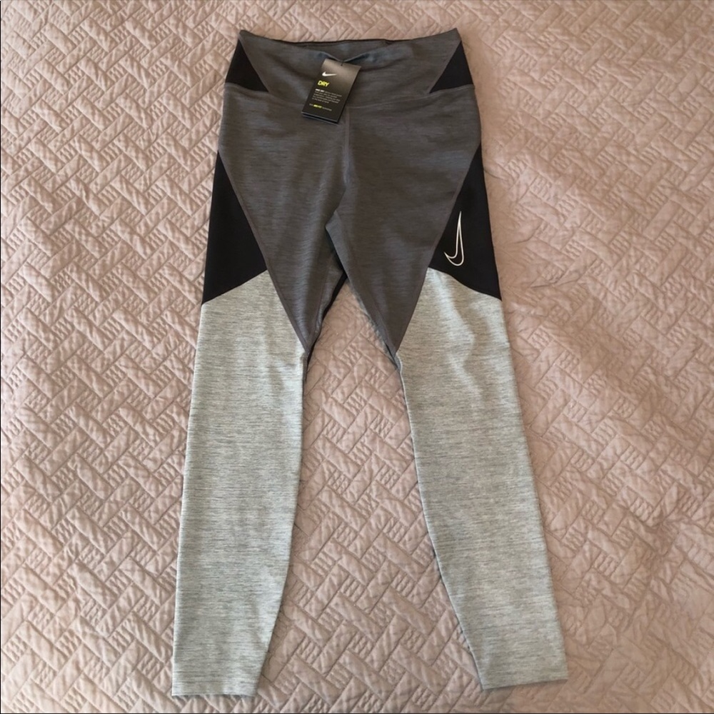 NWT Nike Leggings